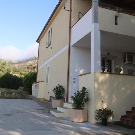 Casa Oleandri Villa กอลโฟอารันชี ภายนอก รูปภาพ