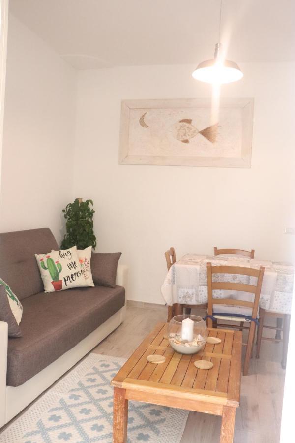 Casa Oleandri Villa กอลโฟอารันชี ภายนอก รูปภาพ